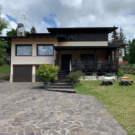 别墅 White Ca'Rote Lodge 加廖